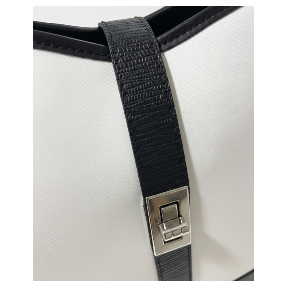 Pure Contrast Black White