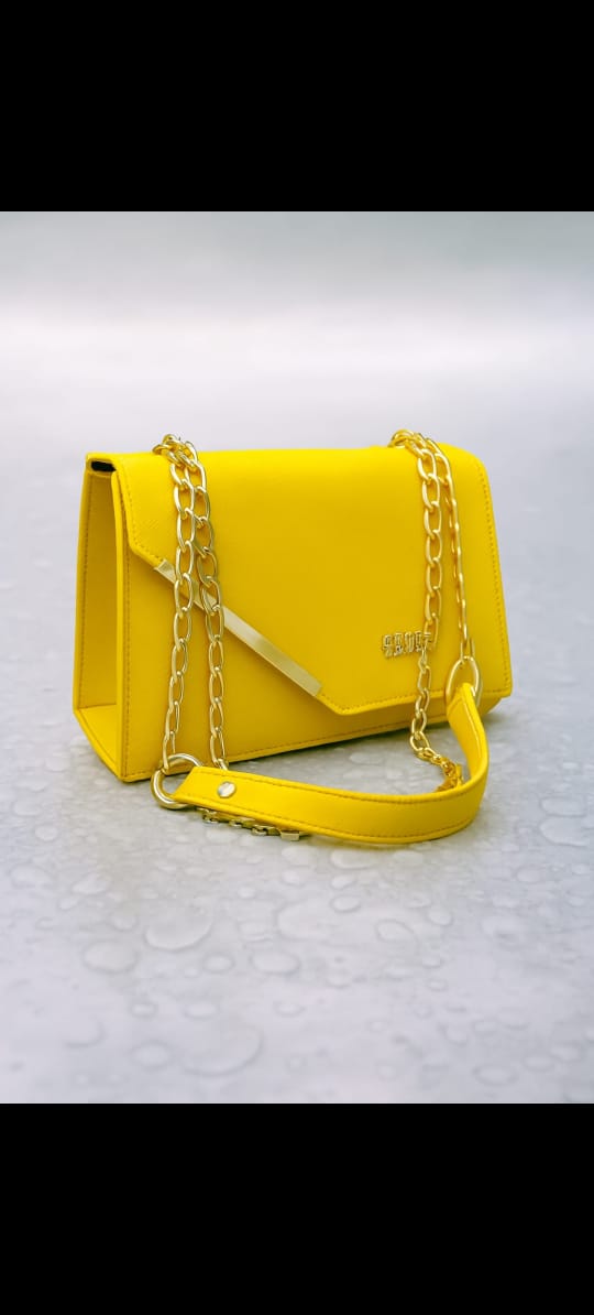 Yelow Aurora Noir Glam